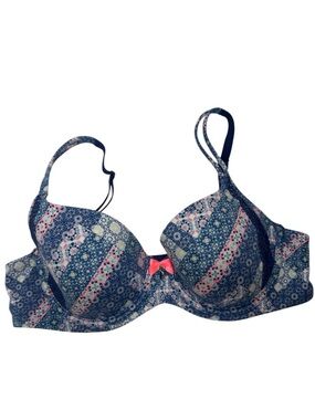 Victoria Secret Body Lined Demi Buste Bra. Size 36C.